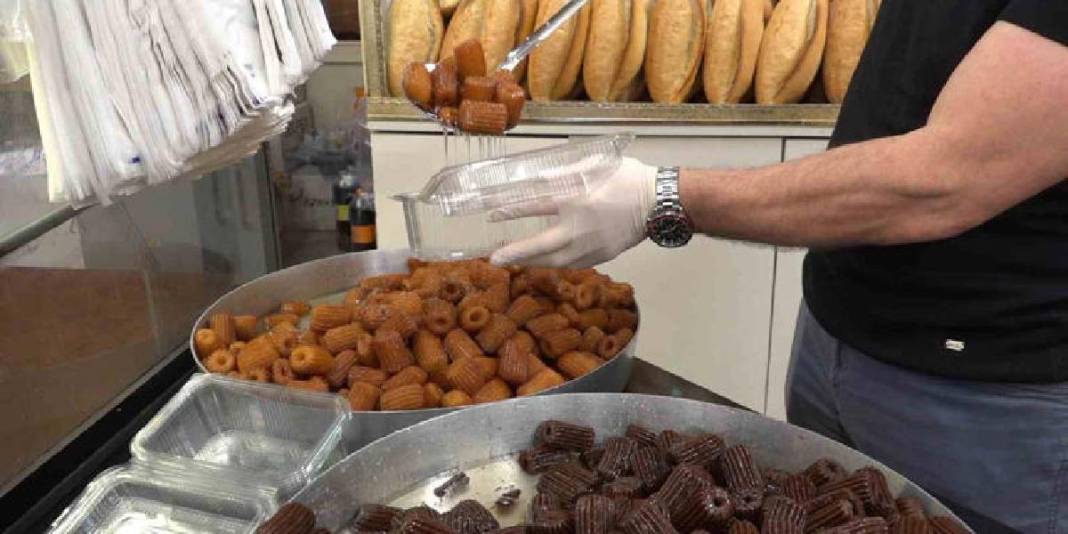 Askıda ekmeğe yeni boyut: 'Askıda tatlı' kampanyası başlattı 3